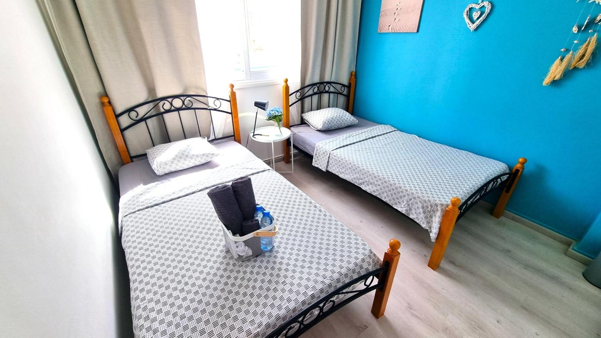 2br Coastal Comfort With Internet Access Apartment